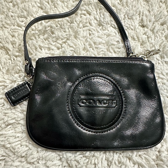 Coach Black Leather Wristlet small size - Picture 1 of 10